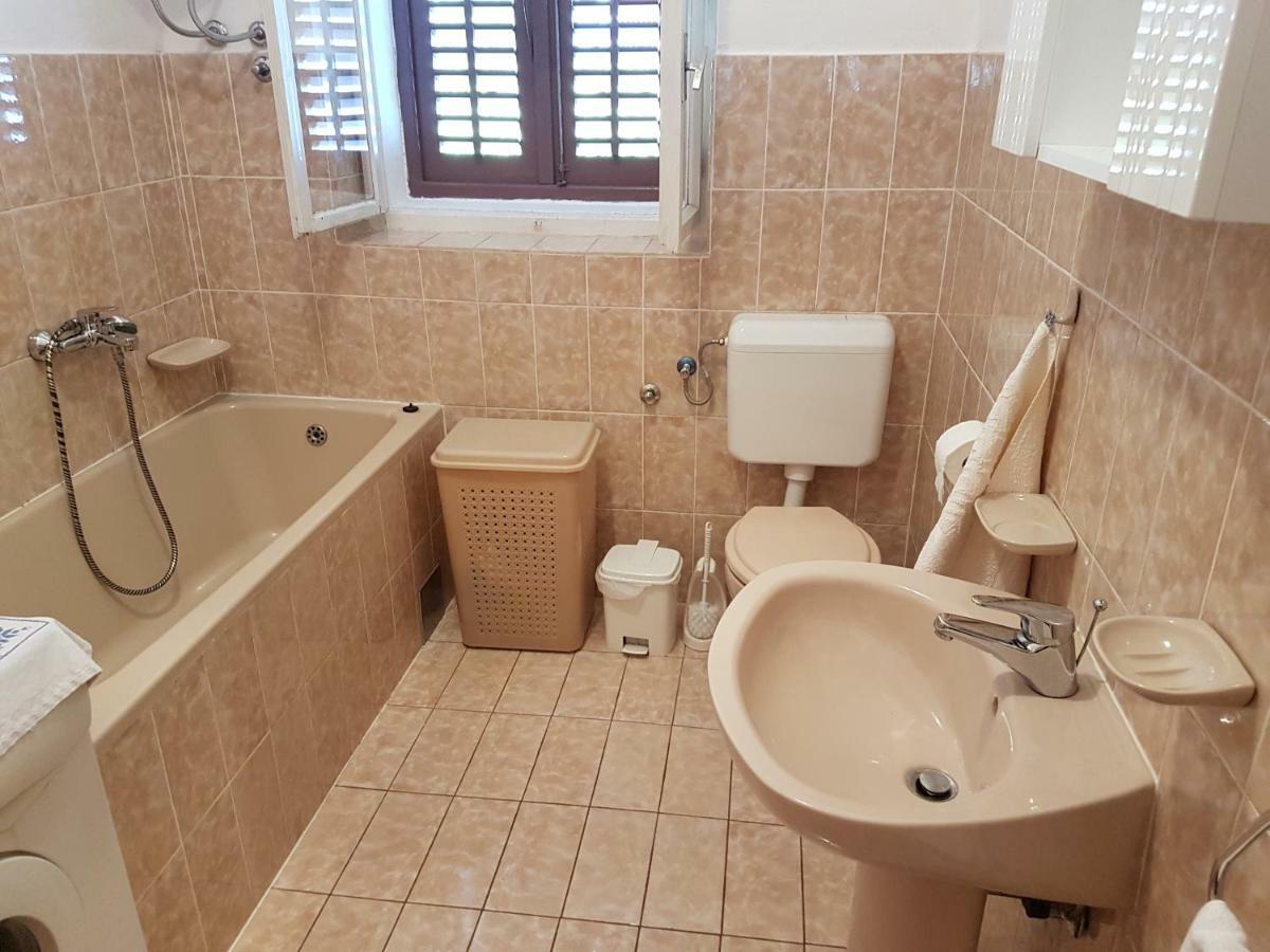 Apartament Marija & Iko *
